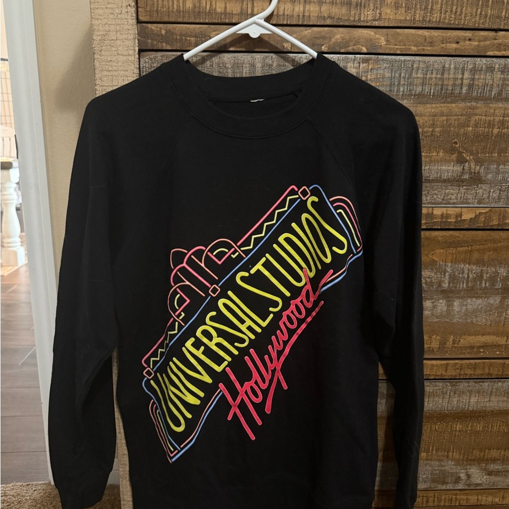 Universal Black and Yellow Crew Neck Sweater Vibrant Style